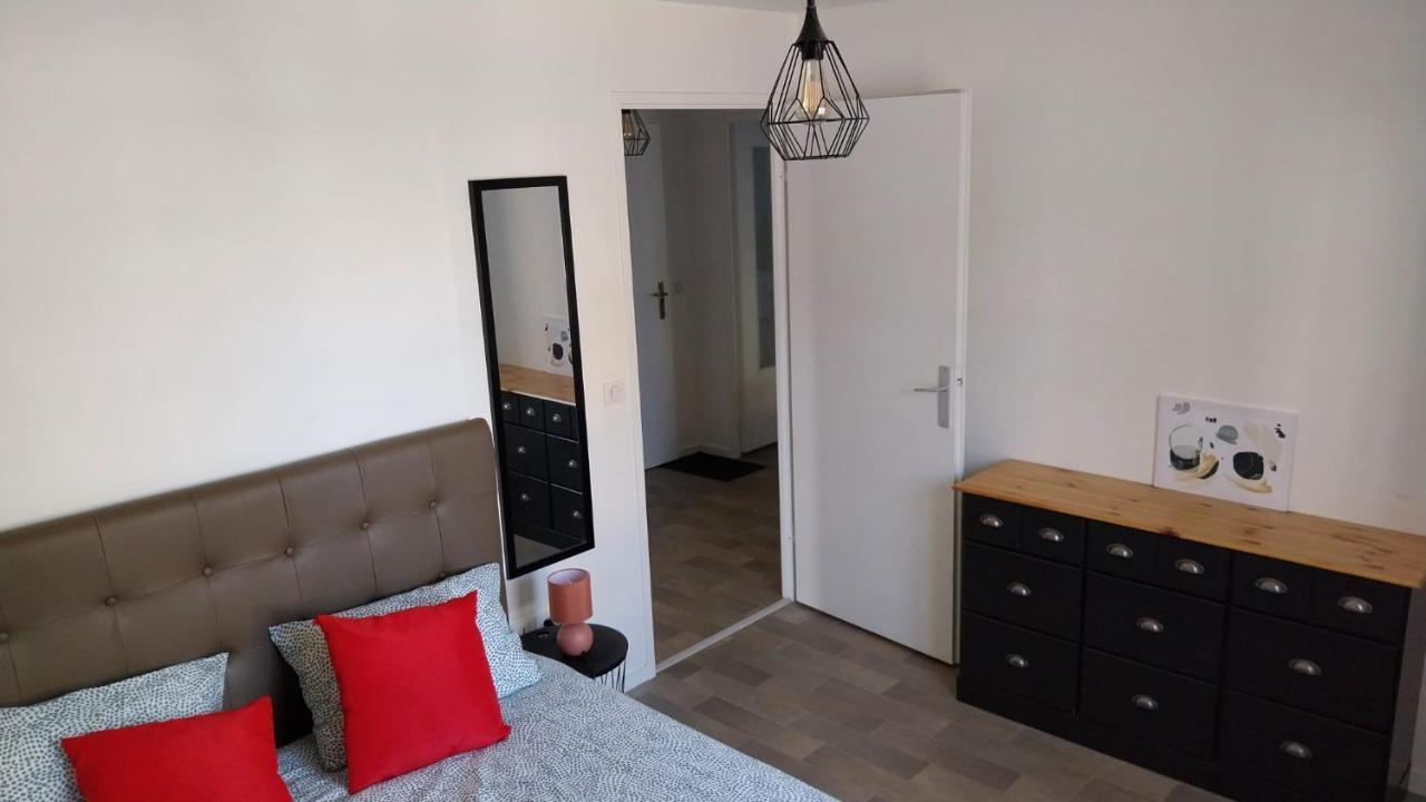 Appartement Cosy - Disneyland & Villages Nature Villeneuve-Saint-Denis Exterior photo